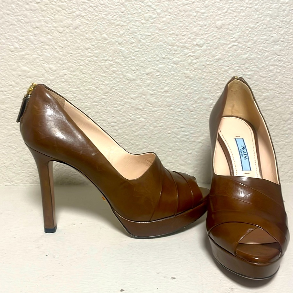 Prada brown leather peep toe heels